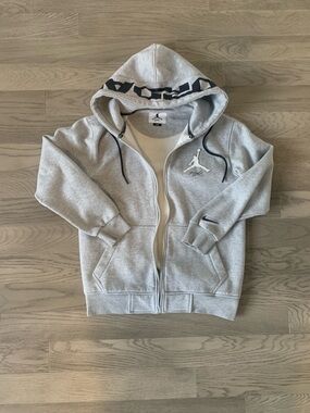 Large Jordan Hoodie Zip-Up